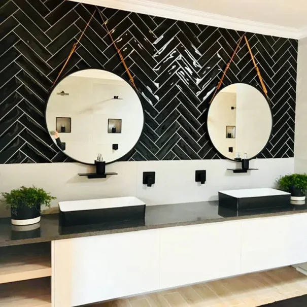 Goose Valley Men’s Cloakroom facilities